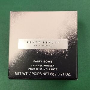 Fenty Beauty fairy bomb shimmer powder 24KRAY